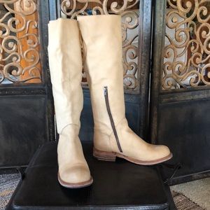 Bed|Stu Manchester Tall Boot.